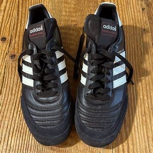 Mens Adidas Mundial Goal. US Size 6
